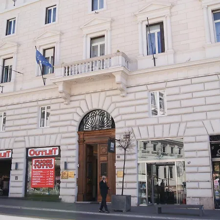 Esposizione Luxury Rome