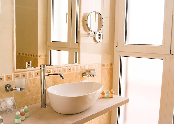 Esposizione Luxury Otel Roma