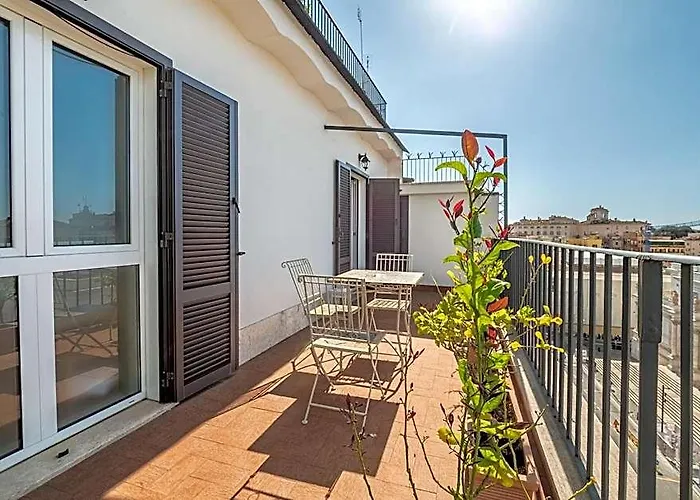 Esposizione Luxury Hotel